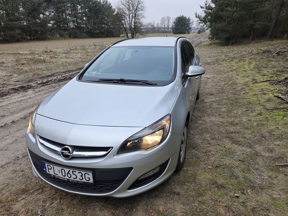 Opel Astra j kombi 1.6 CDTI SPORT TOURER