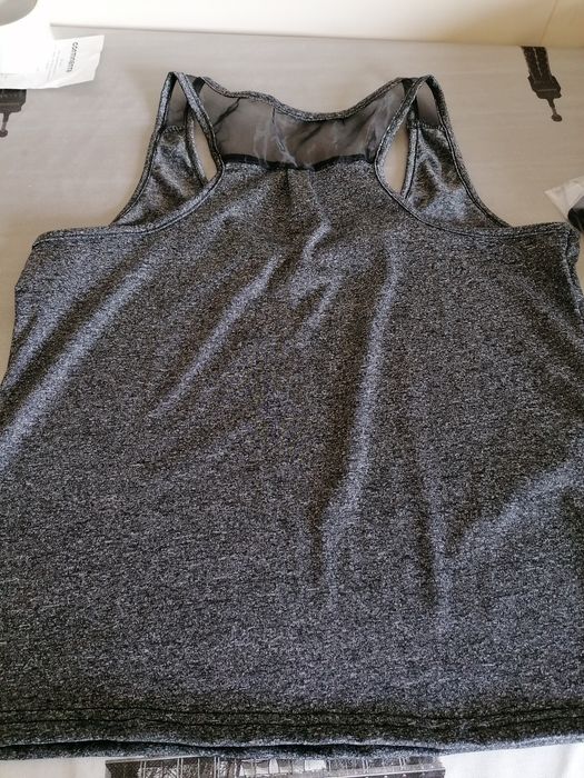 Top cinza licra ginastina tamanho M/L NOVO