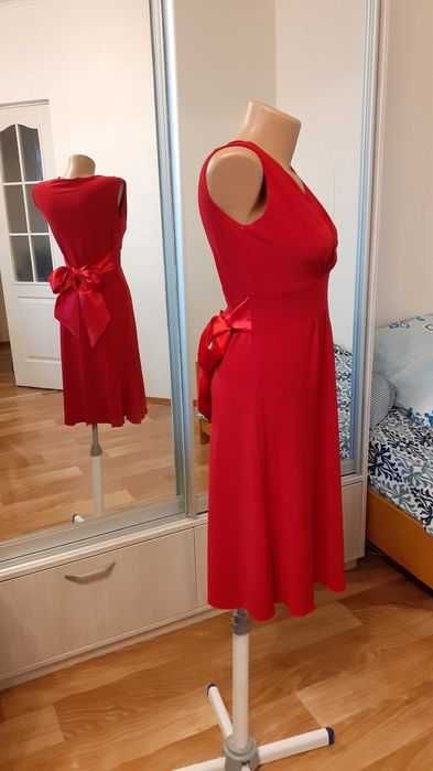 Платье на выпускной на праздник для подружки невесты