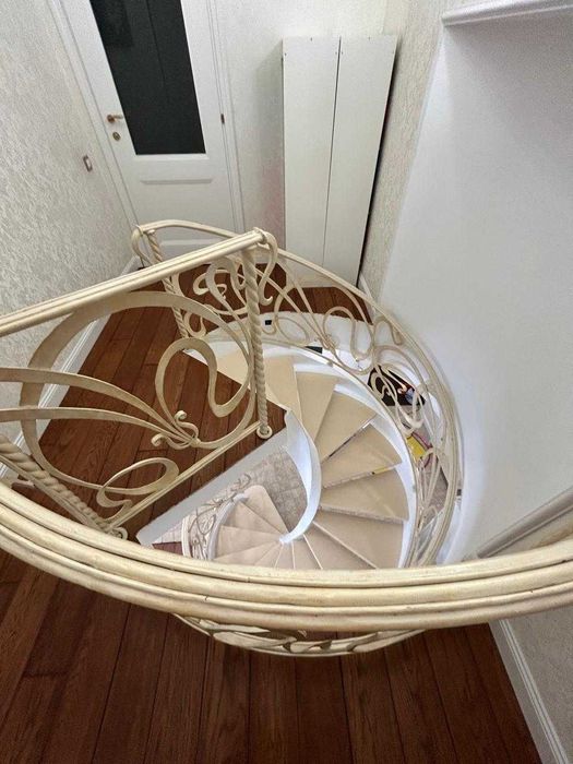 Продаж 3-кім. Генерала Воробйова (Курська),13-е Соломенський район