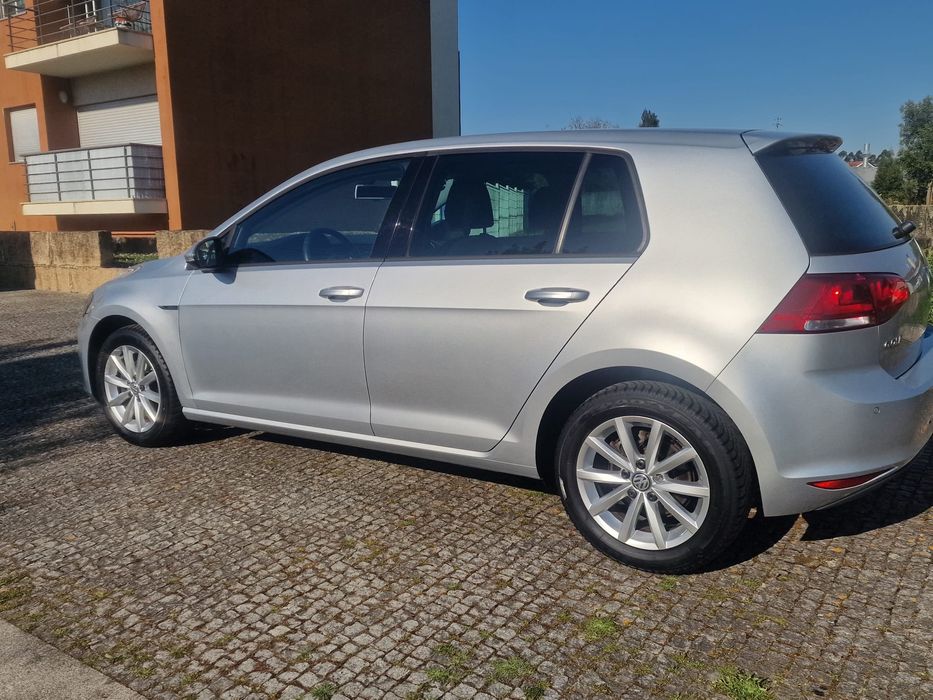 Vw Golf Lounge 1.2 TSI 105 Cv Como Novo