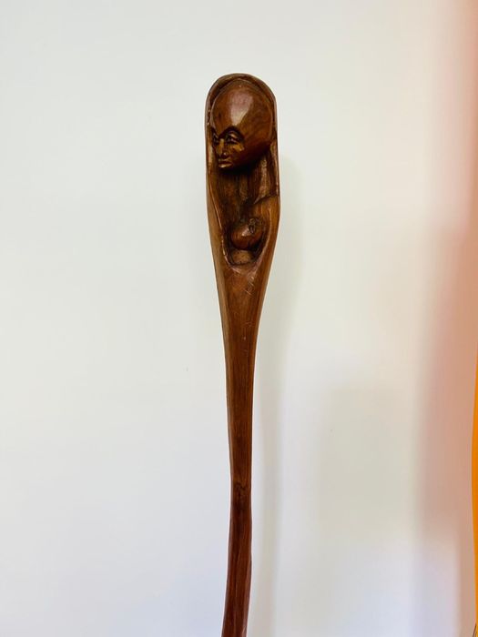 Alberto Chissano - escultura maternidade