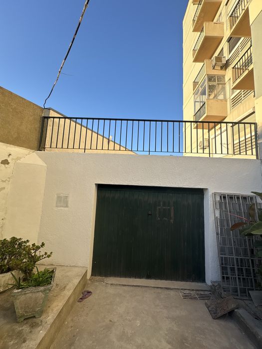 Arrendamento de armazém/arrecadação/garagem 50 m2
