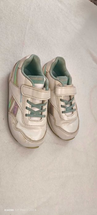 Buty sportowe dla dziewczynki od Reebok, 24
