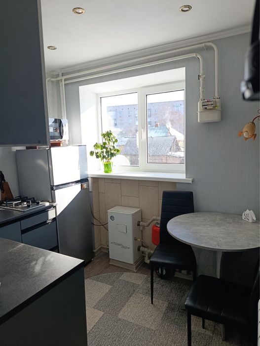 1к Тростянець зремонтом меблями і технікою