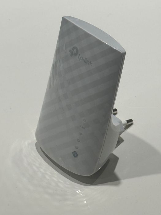 TP-Link RE200 - WiFi Range Extender - AC750 Dual Band