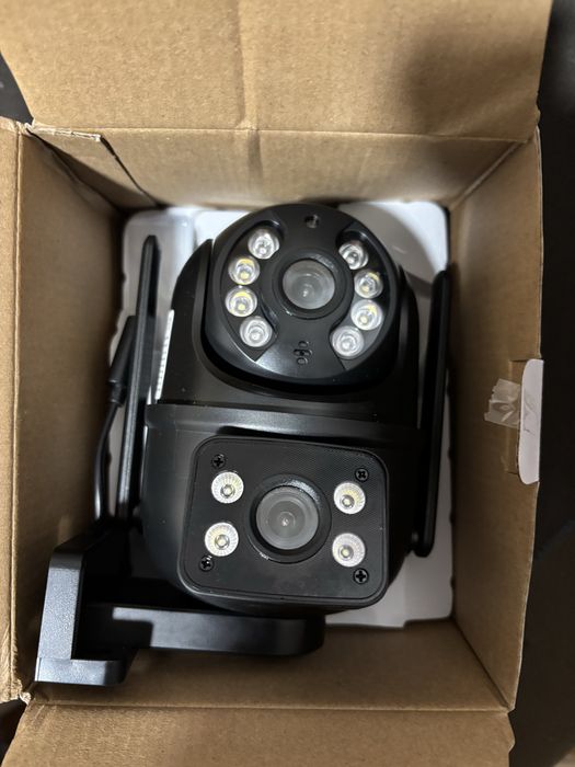 Продам дві Смарт камери DCF100 нові .