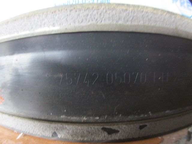 Friso da porta trás esquerdo TOYOTA Avensis Liftback (_T22_)