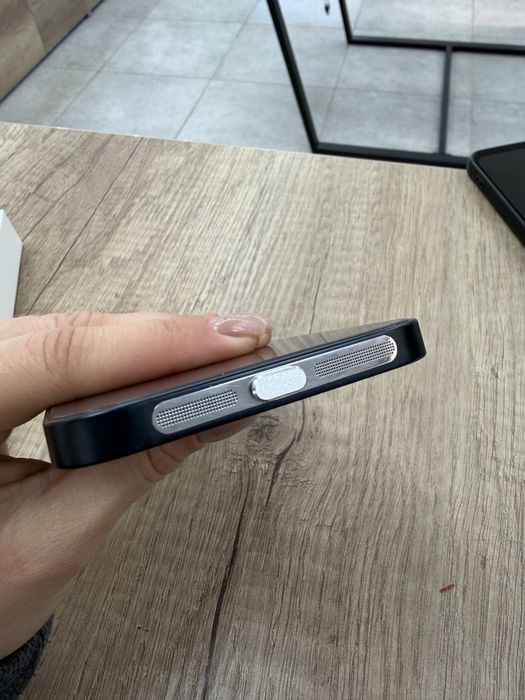 Продам  Apple iPhone 13 128Gb