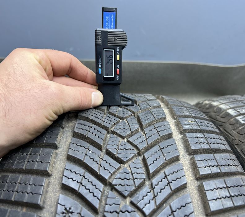 Шини 7.5 мм зима 245 45 R17 Goodyear Ultragrip Gen1 MO зимові пара