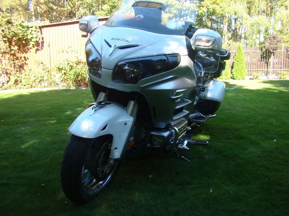 Honda GL Honda GL 1800 2012 r. zadbany[perełka]