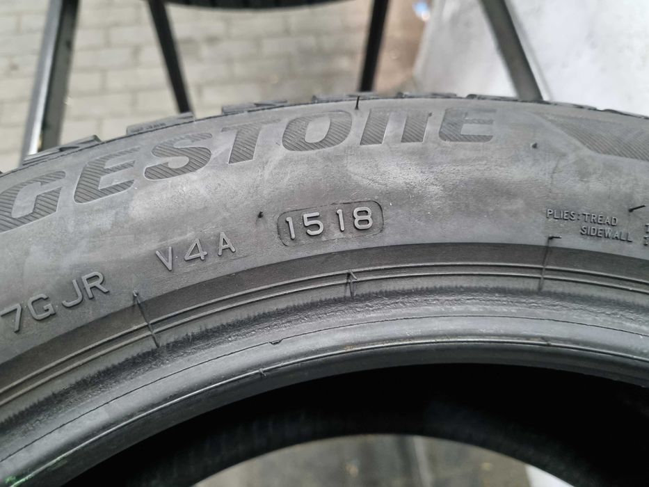 225/50/17 98V Bridgestone Blizzak LM001 EVO D.1518
