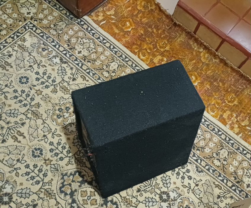 Продам Сабвуфер 800w