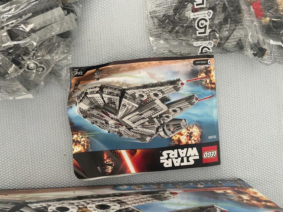 Lego 75105 Millennium Falcon