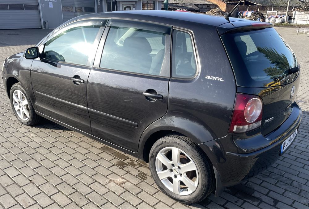 Volkswagen Polo 2006 рік, 1.4 бензин