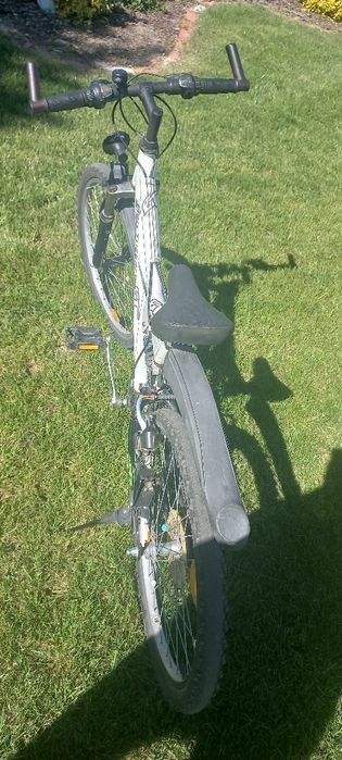 Rower 24 cali koloru bialego