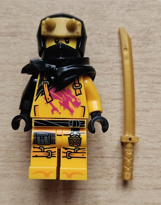 LEGO Arin + akcesoria NOWA Ninjago njo0960 minifigurka
