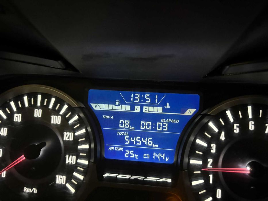 Honda Forza 125 IMPECÁVEL