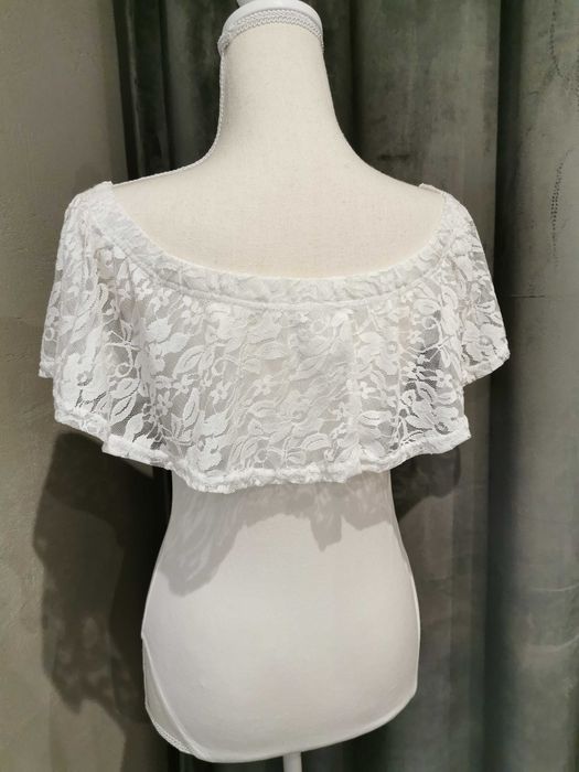 Body bluzka z falbanką koronką Hiszpanka L