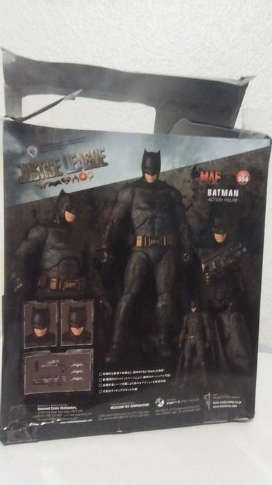 Figura Batman Justice League (MAF) com acessórios