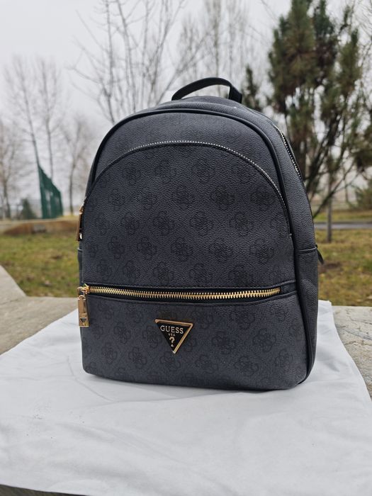 Рюкзак Guess Manhattan