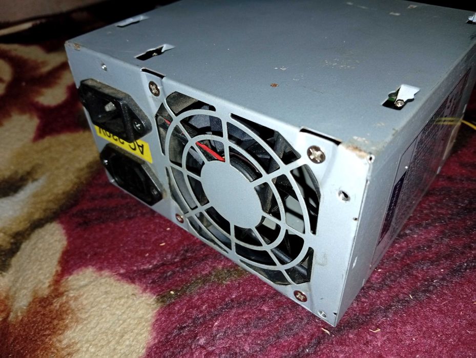 Компьютерные блоки питания по 300W