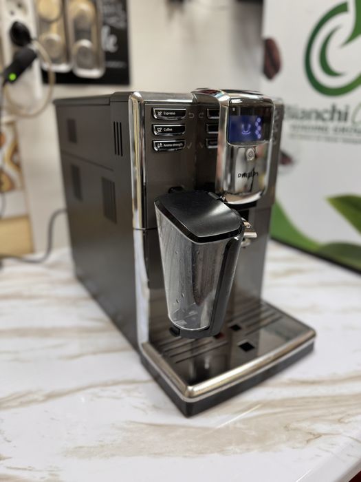 Кавомашина Philips LatteGo Series 5000 EP5934/10