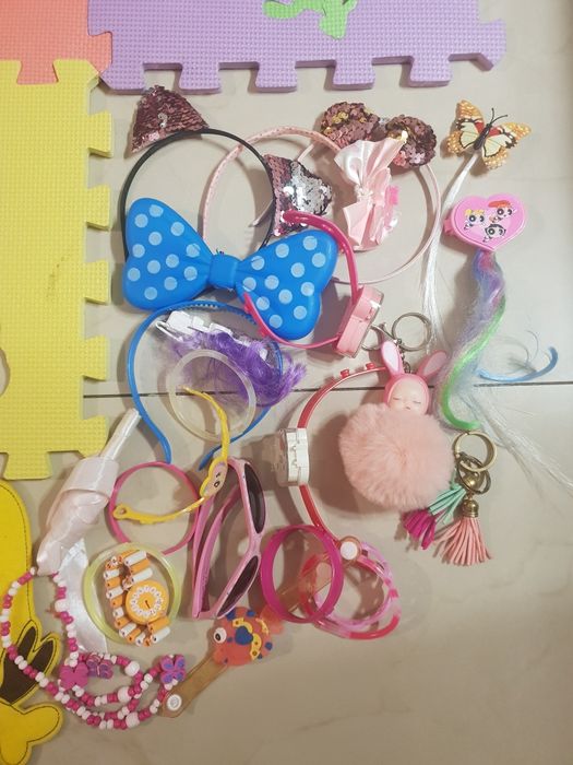 Zabawki zestaw , puzle