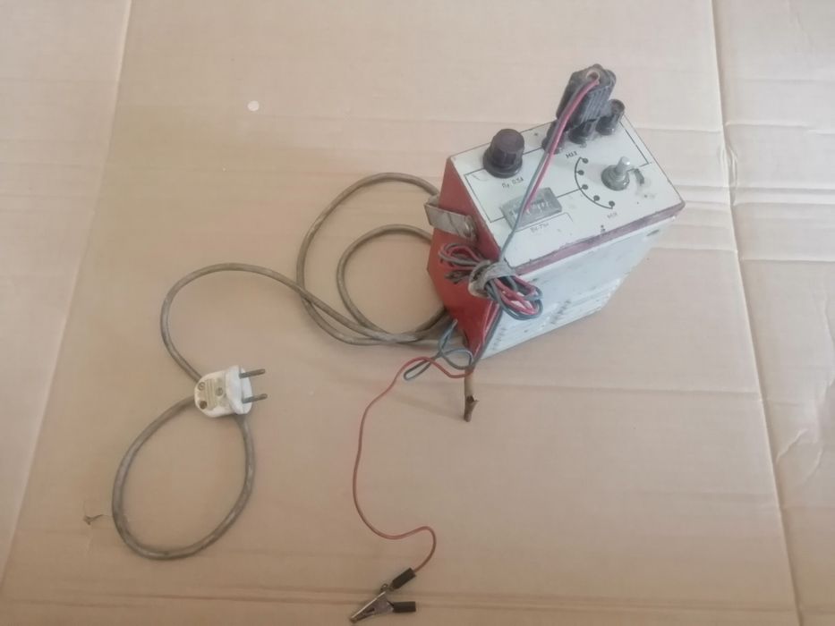 Продам зарядное устройство ссср