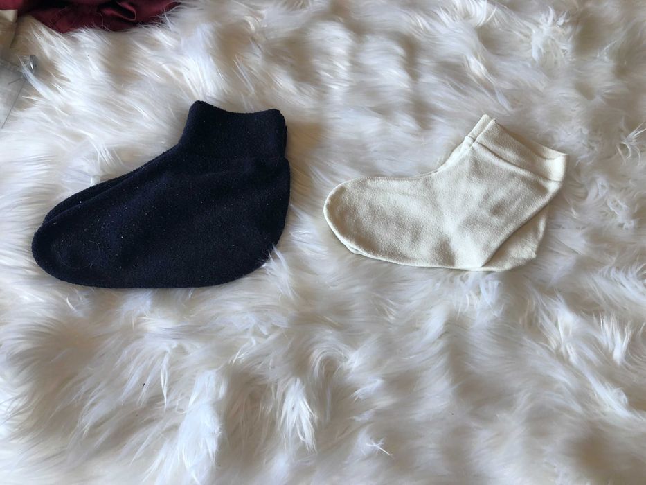 2 pares de meias para dormir de crianca