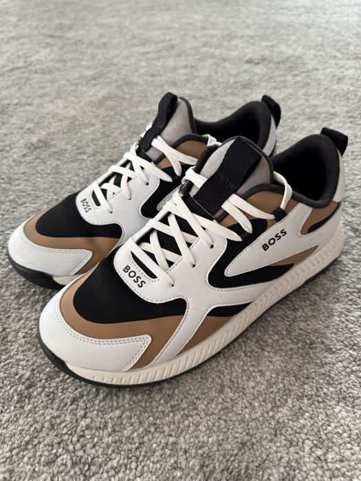Sapatilhas HUGO BOSS número 43