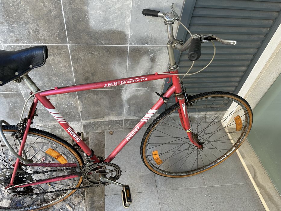 Bicicleta antiga Juventus International