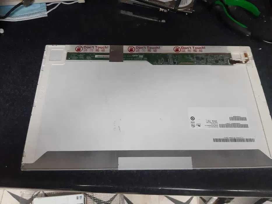 15.6-inch LCD LED, 40-pin, Like New64738225866113121