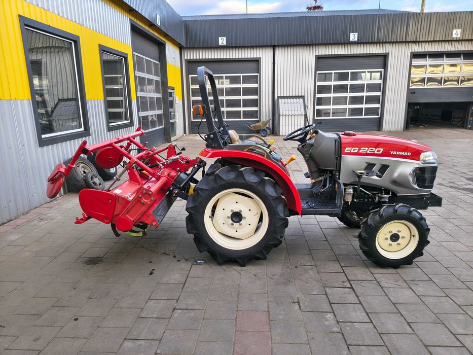 Японський мінітрактор Янмар Yanmar EG 220