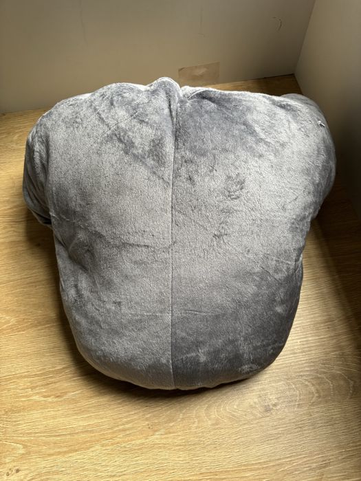 Poduszka lędźwiowa do czytania szara