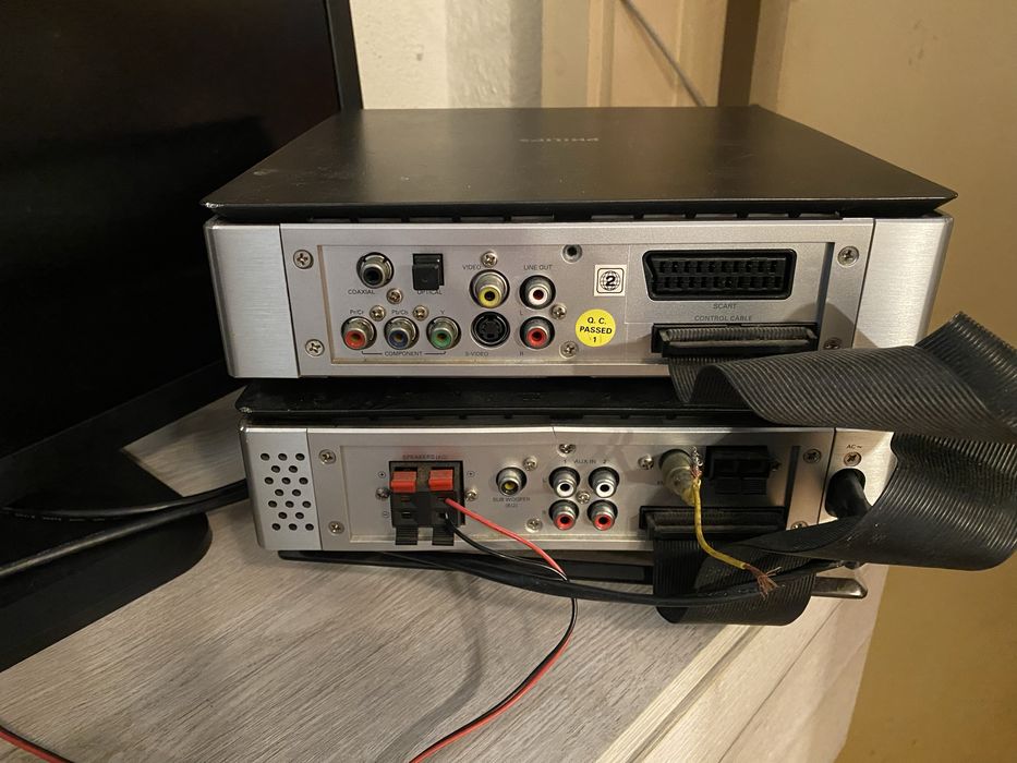 Aparelhagem philips com avari no leitor de cds