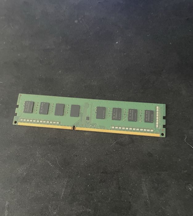 3 pentes memoria ram 4gb ddr4 1600mhz