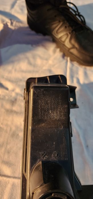 Противотумана фара Tesla model 3