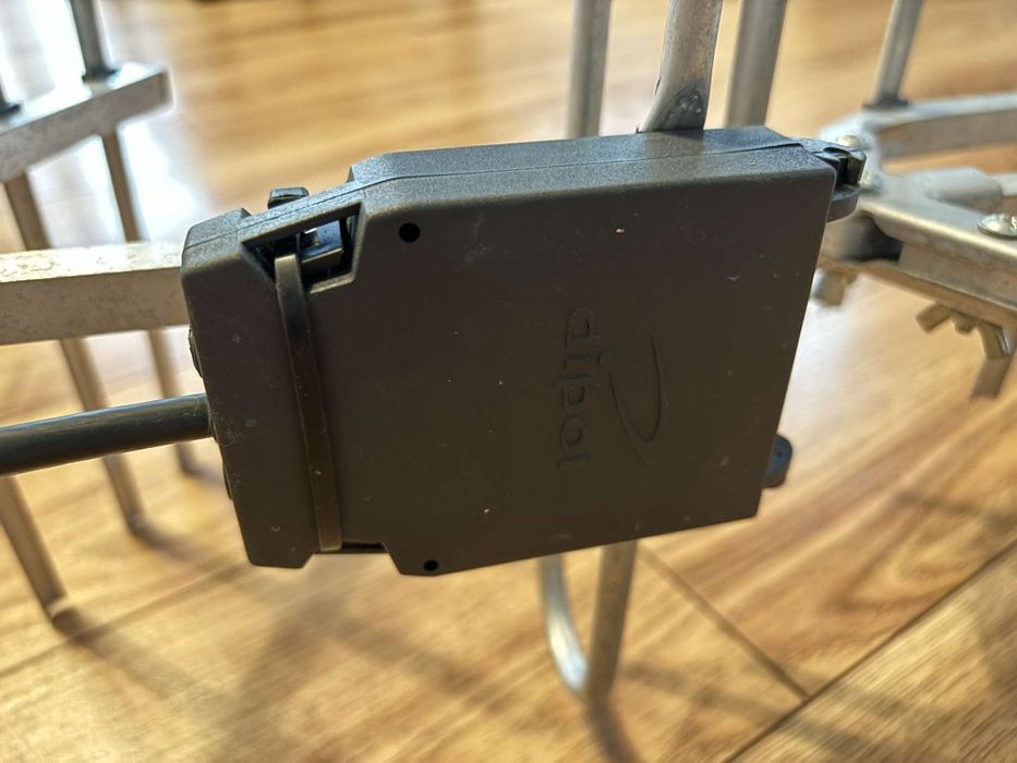 Sprawna MOCNA Antena zewnętrzna TV telewizyjna Dipol