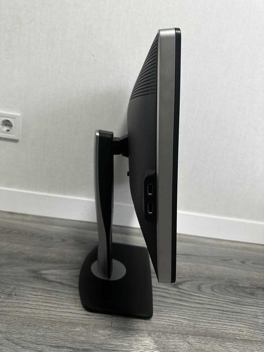 Монитор DELL Ultrasharp U2312Hm / 23 Дюймів / IPS / 1920x1080 (5 шт)