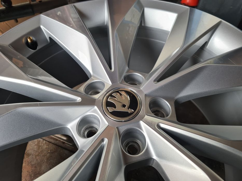 Felgi Skoda Superb 18" Oem