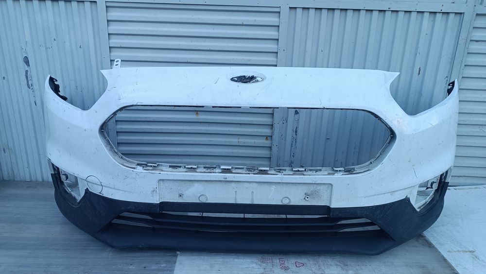 Vendo parachoque de frente Ford Transit Courier ano 2014