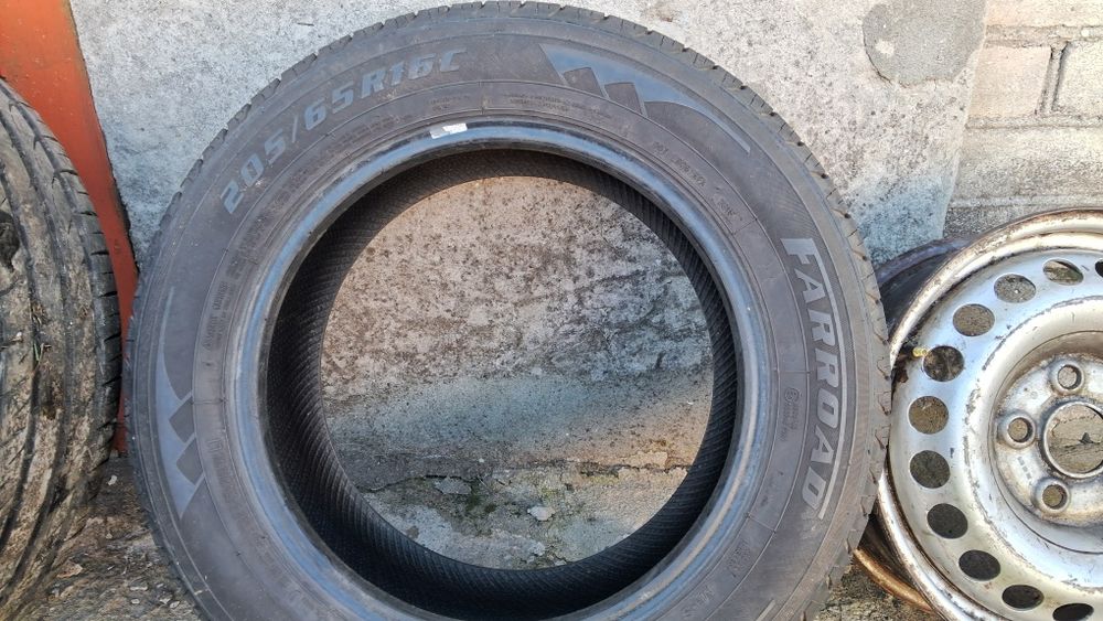 Продаю шину б  у