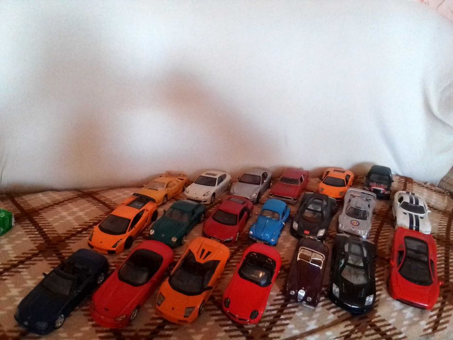 масштабные автомодели  1:24