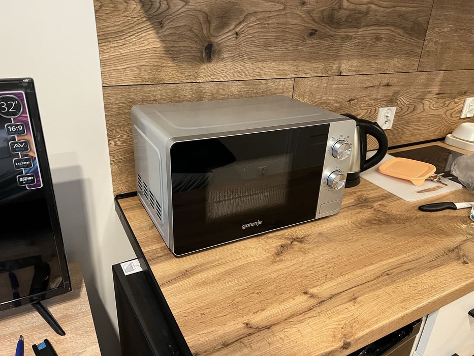 Mikrofalówka GORENJE MO20E1S