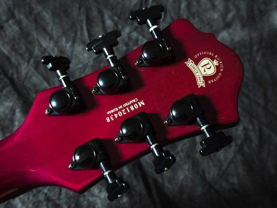 B.C. Rich Mockingbird ST 2012 - Trans Purple