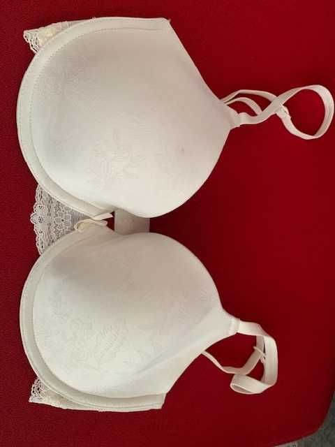 Kremowy biustonosz Debenhams rozmiar 65 DD
