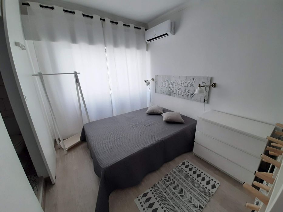 Apartamento T0 junto à Praia de Armação de Pêra