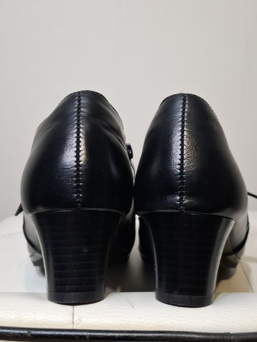 RS 37 półbuty czarne damskie nowe