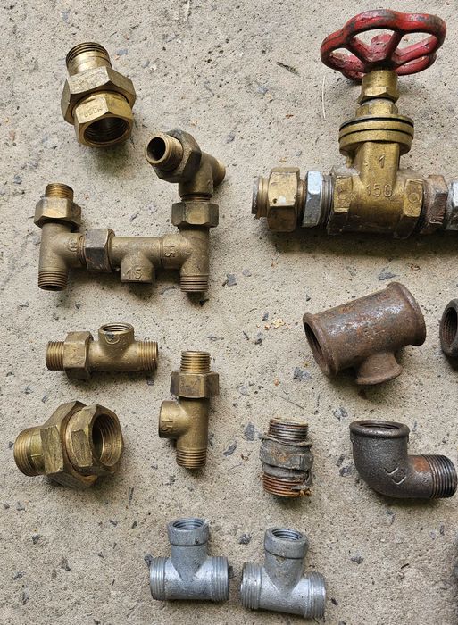 metalowe elementy armatury hydraulicznej